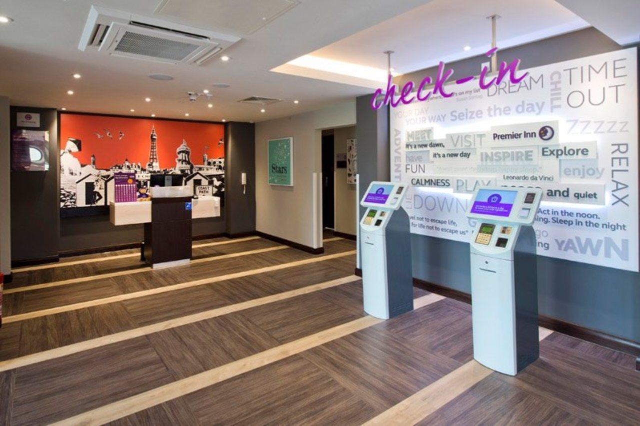 Premier Inn 霍利黑德 外观 照片