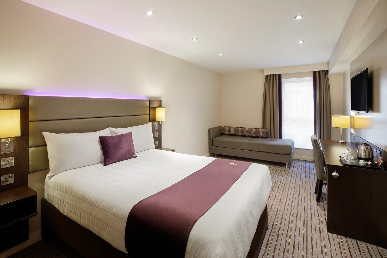 Premier Inn 霍利黑德 外观 照片
